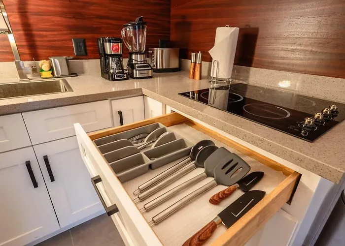 New Listing Luxury In Apartamento Cabo San Lucas